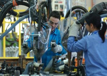 Istat, a maggio -84mila occupati ma il calo rallenta