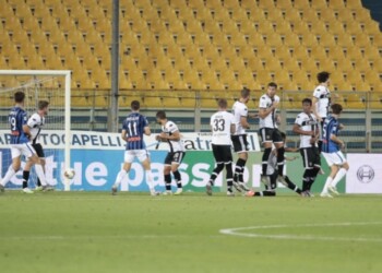 L’Atalanta ribalta il Parma nel finale. Al Tardini finisce 1-2