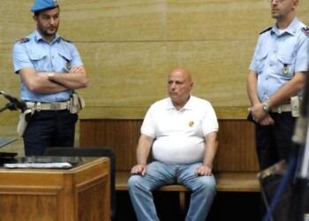 Mesina: in fuga anche senza vestiti