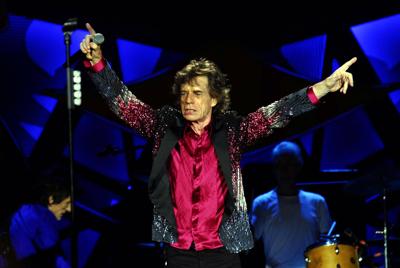 Mick Jagger festeggia 77 anni in Toscana, gli auguri di Vasco