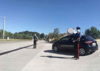 Per mesi la perseguita e la molesta, arrestato a Matera