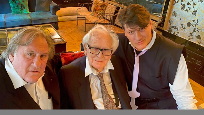 Pierre Cardin compie 98 anni e festeggia con Depardieu