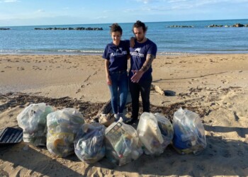 Plastic Free: “liberare il mondo dalla plastica”compie 1 anno e festeggia con i suoi 100 referenti