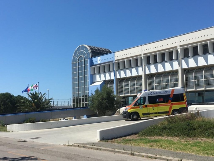 Policlinico Casula, riprendono visite a pazienti ricoverati