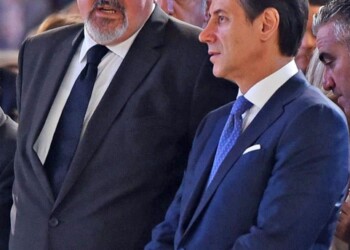 Regionali: Conte, urge preferenza genere