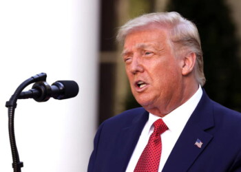 Trump annuncia, invieremo agenti federali a Chicago