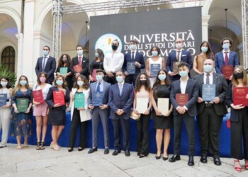 Università:note Morricone per vittime covid a cerimonia Bari