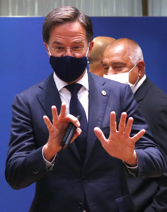 Vertice Ue: Frugali puntano i piedi sui sussidi