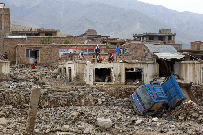 Afghanistan: almeno 100 morti per le alluvioni
