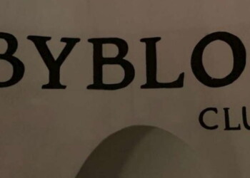 Assembramenti e niente mascherine, chiude il Byblos in Romagna