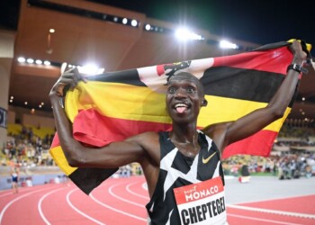 Atletica, Cheptegei fa il record mondiale dei 5000