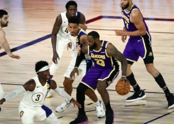 Basket Nba: Phoenix sogna l’ultimo pass play off, Antetokounmpo si arrende a Doncic