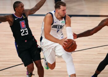 Basket, playoff Nba: Doncic e Porzingis rialzano Dallas, Boston e Toronto sul 2-0