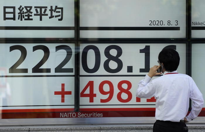 Borsa: Tokyo apre in rialzo, (+1,05%)