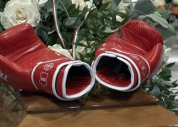 Boxe, a Pontedera l’ultimo saluto a Sandro Mazzinghi. L’omaggio di Nino Benvenuti