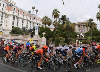 Covid 19, pugno duro del Tour