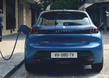 Elettrica, benzina o diesel? Ecco tutte le differenze e i costi