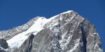 Giovane alpinista muore cadendo su Grandes Jorasses