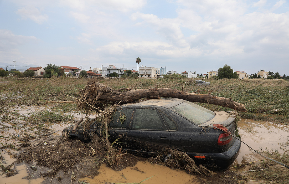 Grecia, disastrosa alluvione vicino Atene, numerose vittime. Meteo estremo fuori controllo