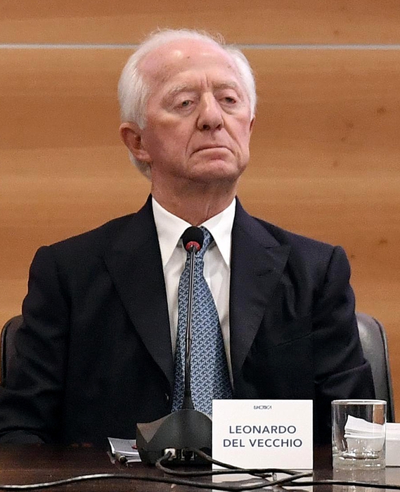 Mediobanca: atteso verdetto Bce su aumento quota Del Vecchio