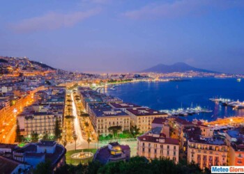 Meteo NAPOLI: CALDO e AFA opprimente, in attenuazione ad inizio settimana
