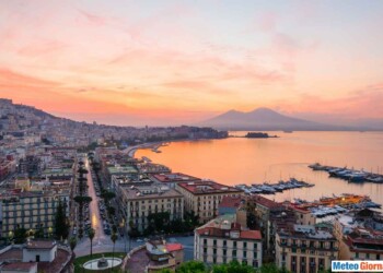 Meteo NAPOLI: SOLE e CALDO AFOSO per il resto della settimana
