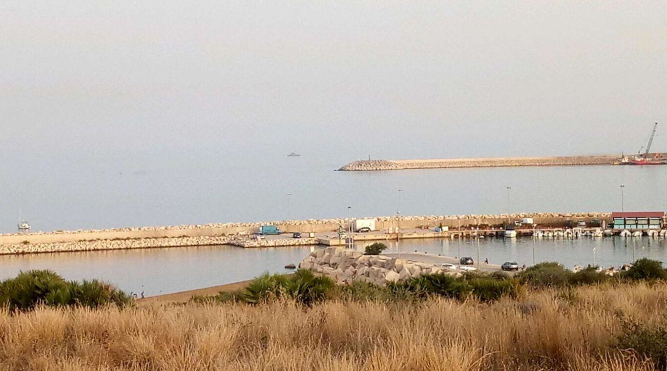 Migranti, in 50 fuggono dall’hotspot di Pozzallo