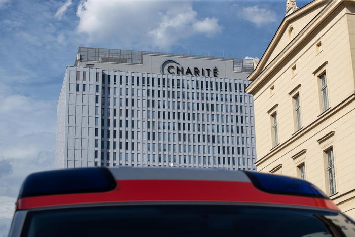 Navalny: portavoce, giunto in aeroporto