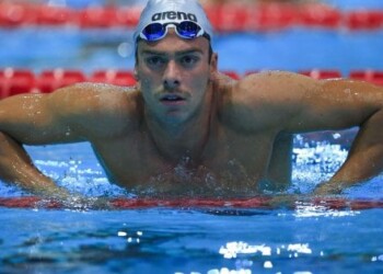 Nuoto, Paltrinieri fa il bis in mare: dopo la 10 km vince anche la 2,5 km