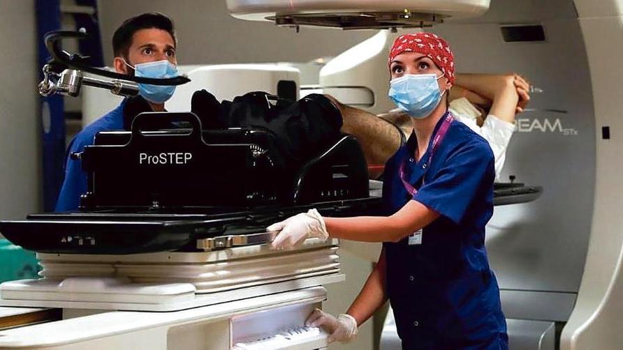 Per piccoli tumori nel polmone o nel fegato. “Ecco tutti i vantaggi per il paziente”