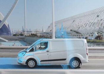 Plug-in anzi elettrico, ed è via libera nelle Ztl