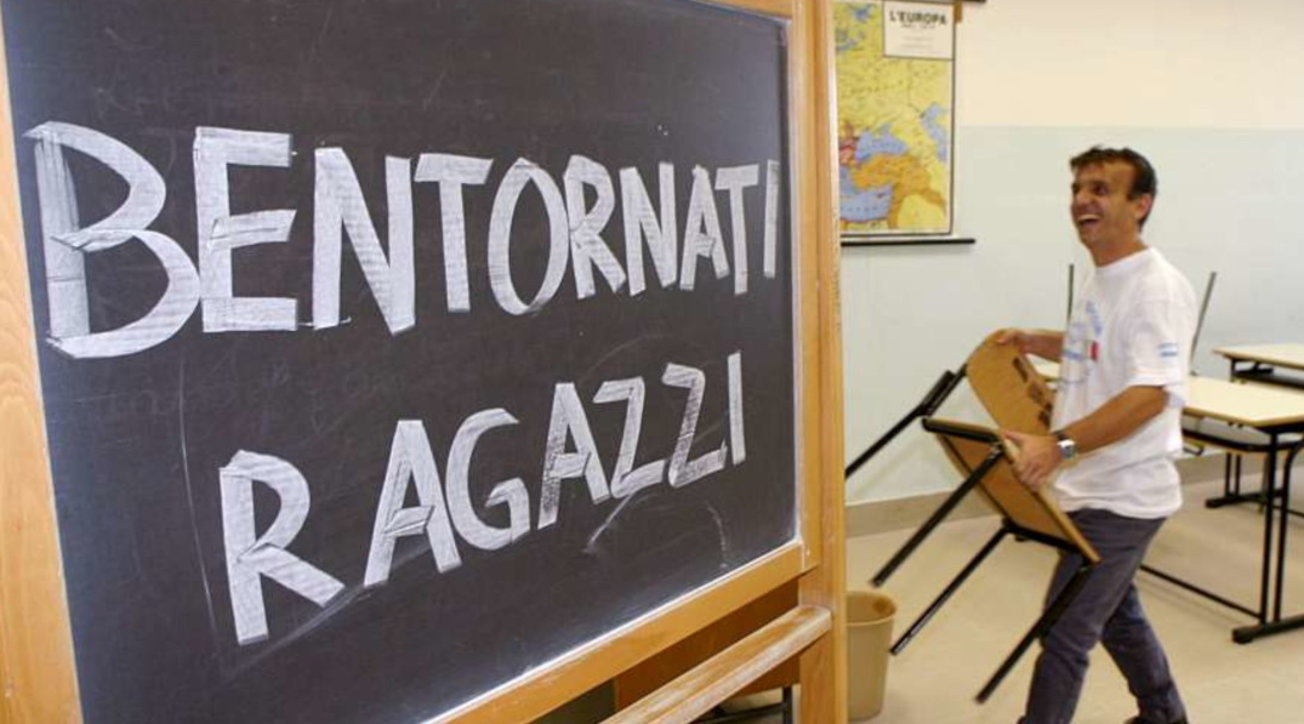 Scuola, i presidi: “Servono 20mila aule in spazi alternativi” | Anci: a lezione anche in case e bed and breakfast