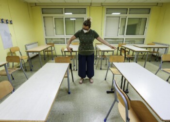Scuola, si sgretola il fronte delle Regioni sull’avvio delle lezioni il 14 settembre