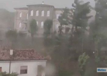 Venti forti come quelli d’uragano nel Veneto, video meteo dei disastri