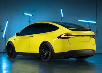 Wrapping by Tesla, e l’auto non è più la stessa