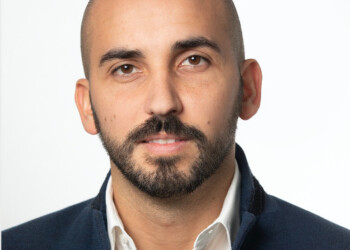 Promuovere il dialogo tra imprenditori e professionisti della Campania per dar vita a collaborazioni di business e di carriera, l’iniziativa di Hirooks People