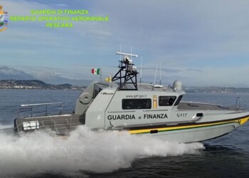 Litorale abruzzese: Violate le misure di distanziamento anti-Covid per 4 stabilimenti balneari