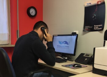 SUICIDIO, TELEFONO AMICO ITALIA: «RICHIESTE DI AIUTO RADDOPPIATE»