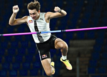 Atletica: Duplantis, il ragazzo che ascolta gli Eagles e si prende la storia un centimetro alla volta