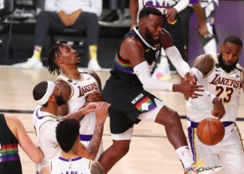 Basket, Nba: Denver-Lakers 114-106, i Nuggets riaprono la serie. E Murray dà una gomitata a LeBron