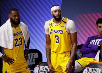 Basket Nba, finale Ovest: i Lakers vincono gara 1 contro Denver