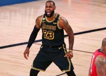 Basket, playoff Nba: Milwaukee resta in vita, LeBron trascina i Lakers al riscatto