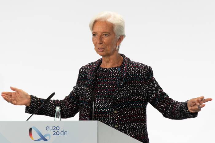 Bce, Lagarde: ‘Ripresa incerta, disomogenea e incompleta’