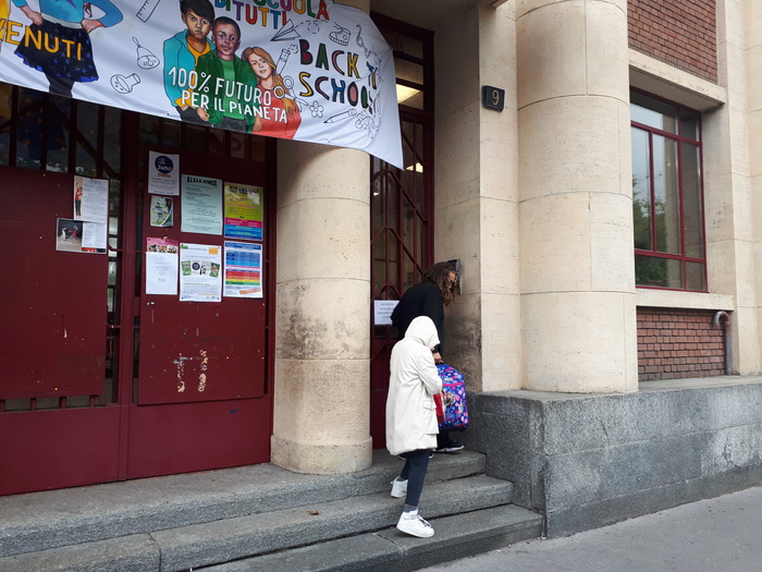 Bimbo precipitato:bidella punta patteggiare,2 verso processo