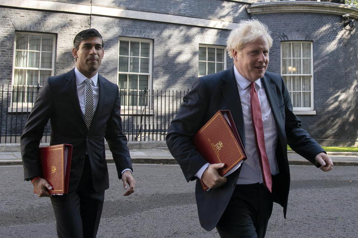 Birmingham: Johnson, fatti terribili, vicino alle vittime