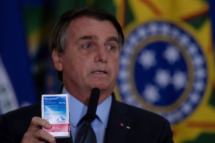 Brasile, Bolsonaro in ospedale per un calcolo alla vescica