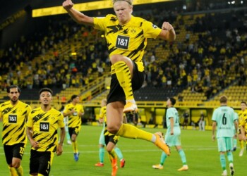 Bundesliga, Haaland lascia subito il segno: tris del Dortmund al Gladbach