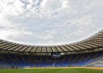 Calcio, Spadafora: “Apertura graduale di stadi e impianti sportivi, in arrivo il protocollo”