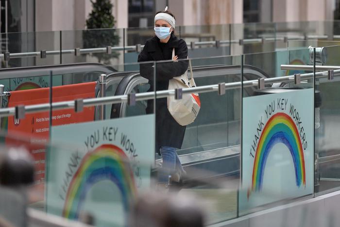 Coronavirus: Gb supera i 6.000 contagi, 37 i morti