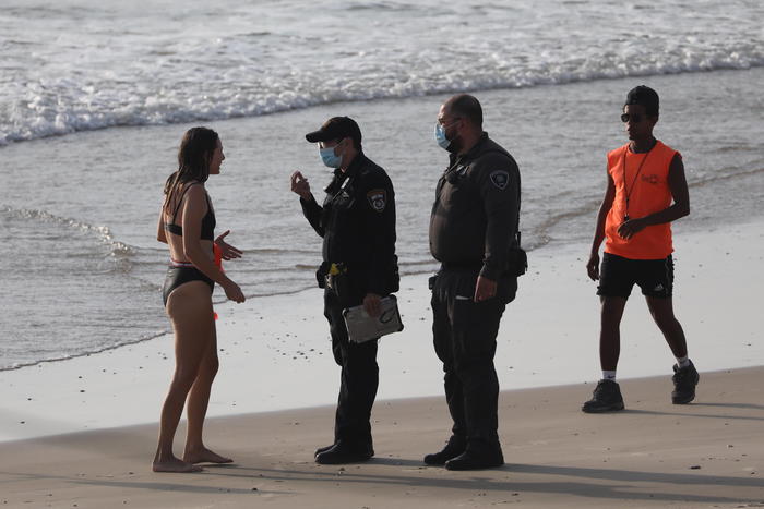 Coronavirus: Israele, quasi 4mila contagi, meno tamponi